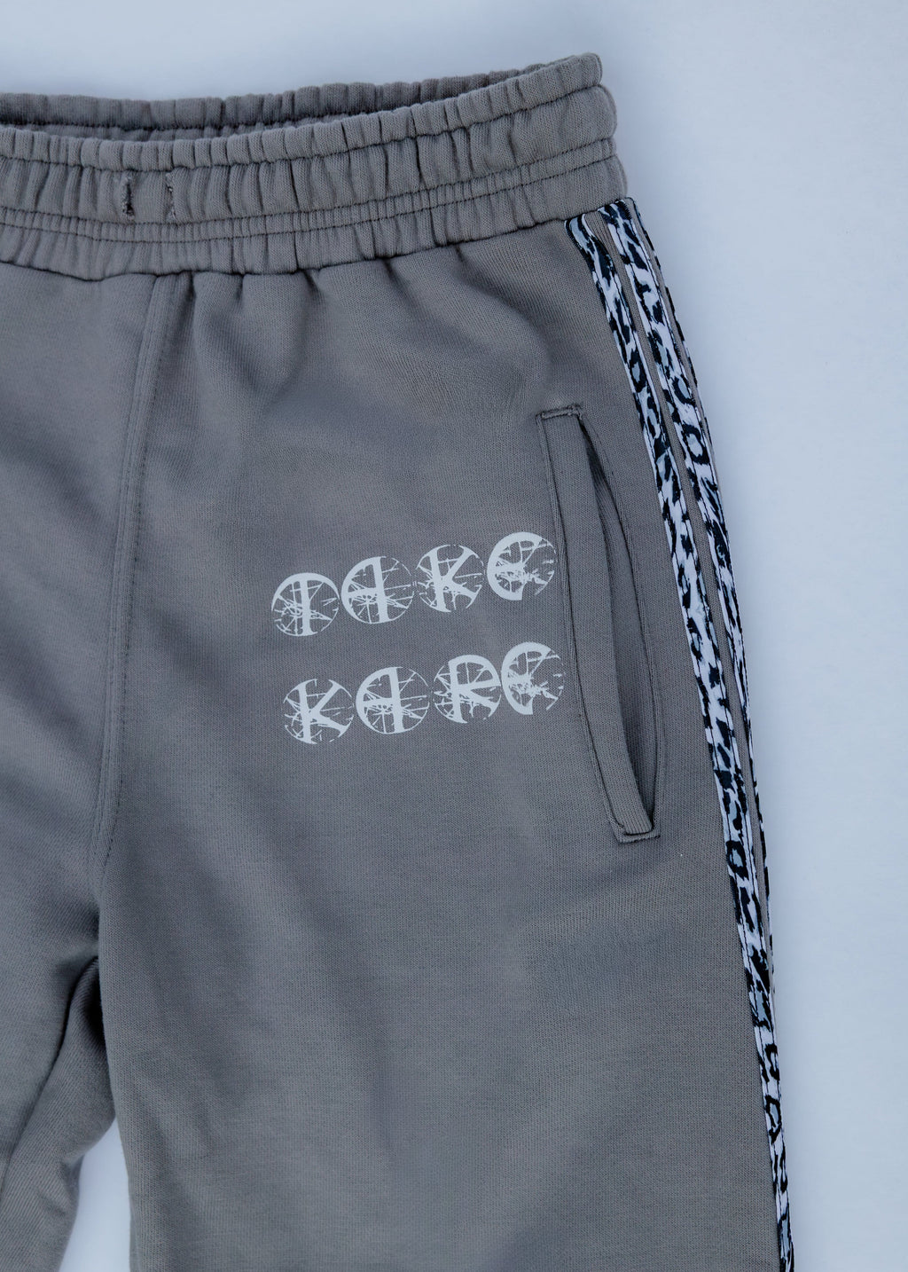 Take Kare Sweatpants(Grey)