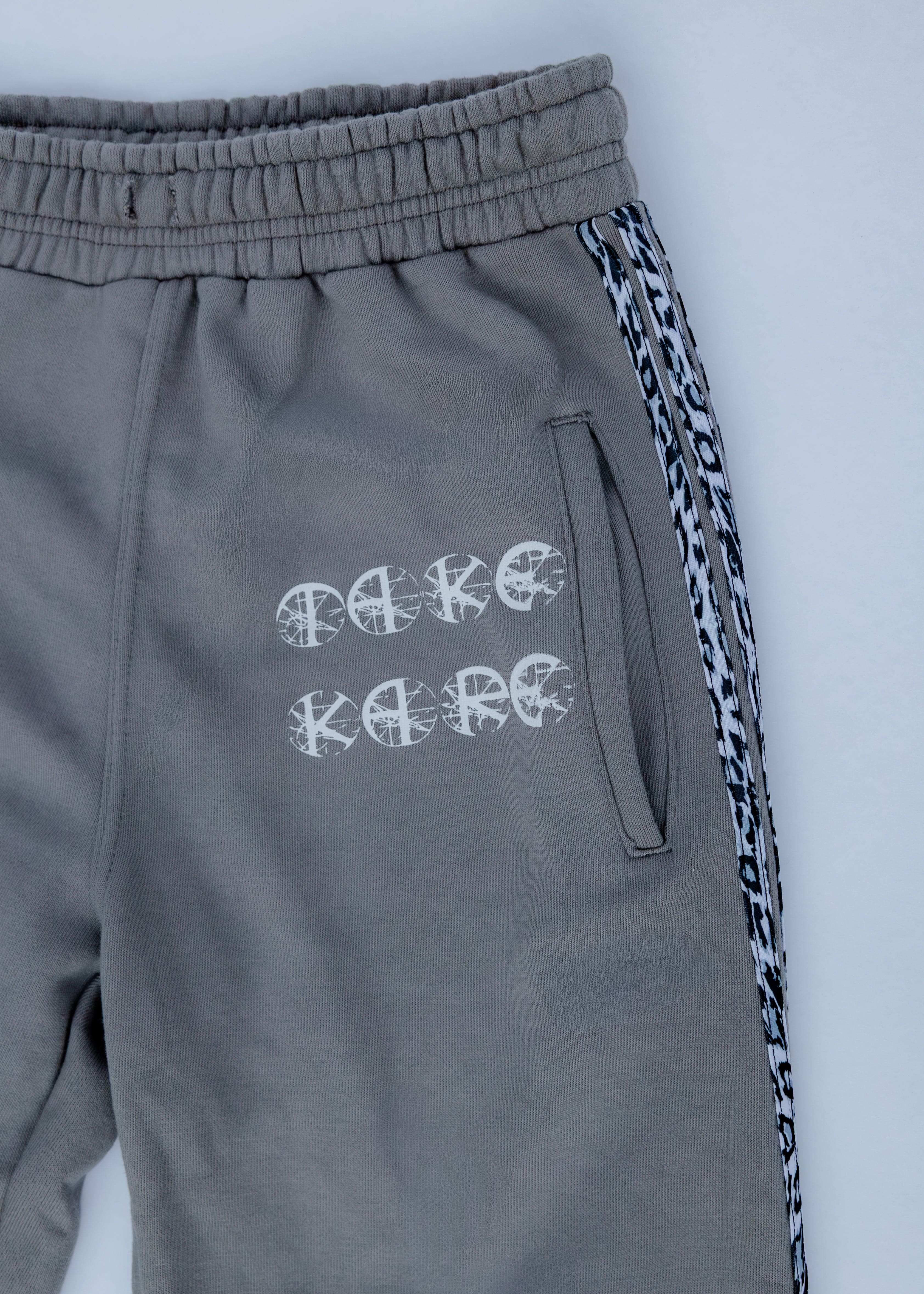 Take Kare Sweatpants(Grey)